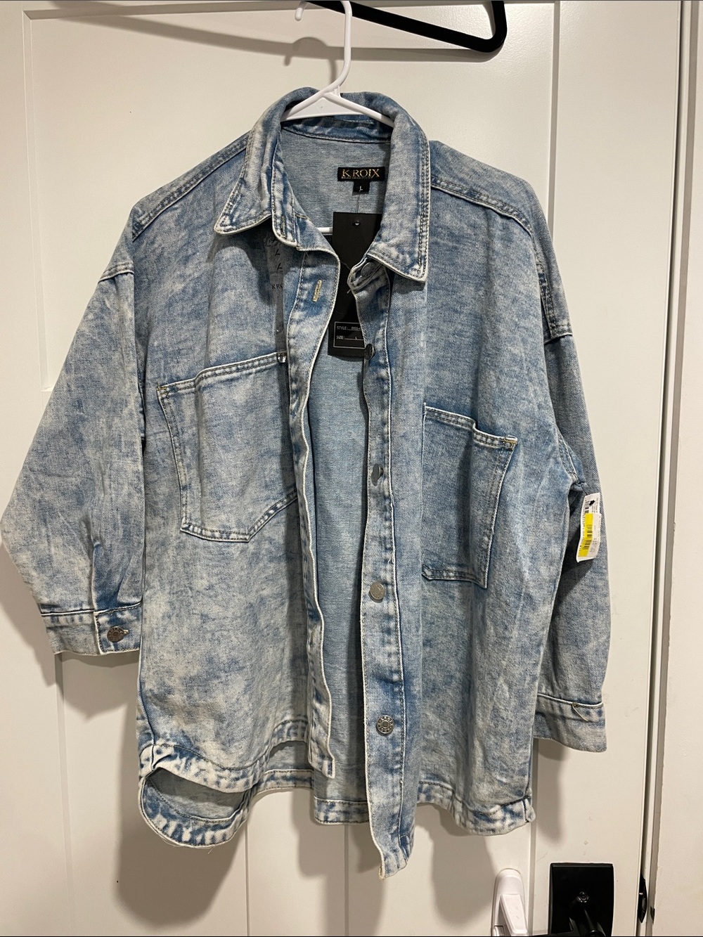 Light Acid-Wash Denim Jacket - Blue